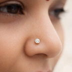GE0209 - White Studs