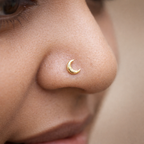 GN0108- Crescent Moon Nose Pin